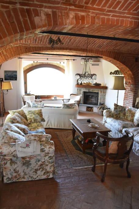 Villa Rustico Im Piemont Mit Panorama à Clavesana Extérieur photo